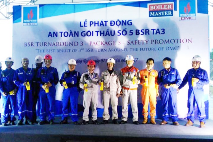 DMC phát động an toàn  gói thầu số 5 Bảo dưỡng tổng thể Nhà máy lọc dầu Dung Quất.