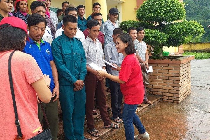 DMC: Ủng hộ đồng bào bị lũ lụt tại Điện Biên 