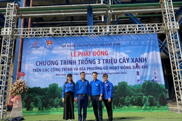Đoàn Thanh niên PVChem tham gia Lễ phát động Chương trình trồng 3 triệu cây xanh