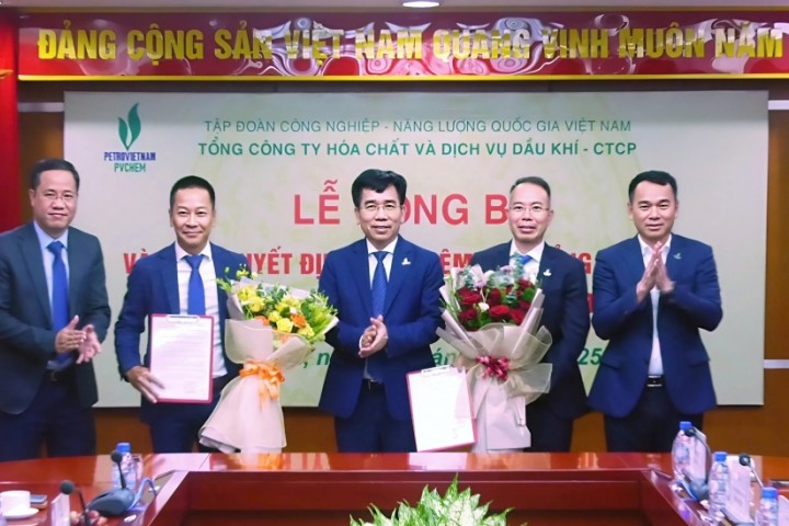 PVChem công bố và trao quyết định bổ nhiệm hai Phó Tổng Giám đốc